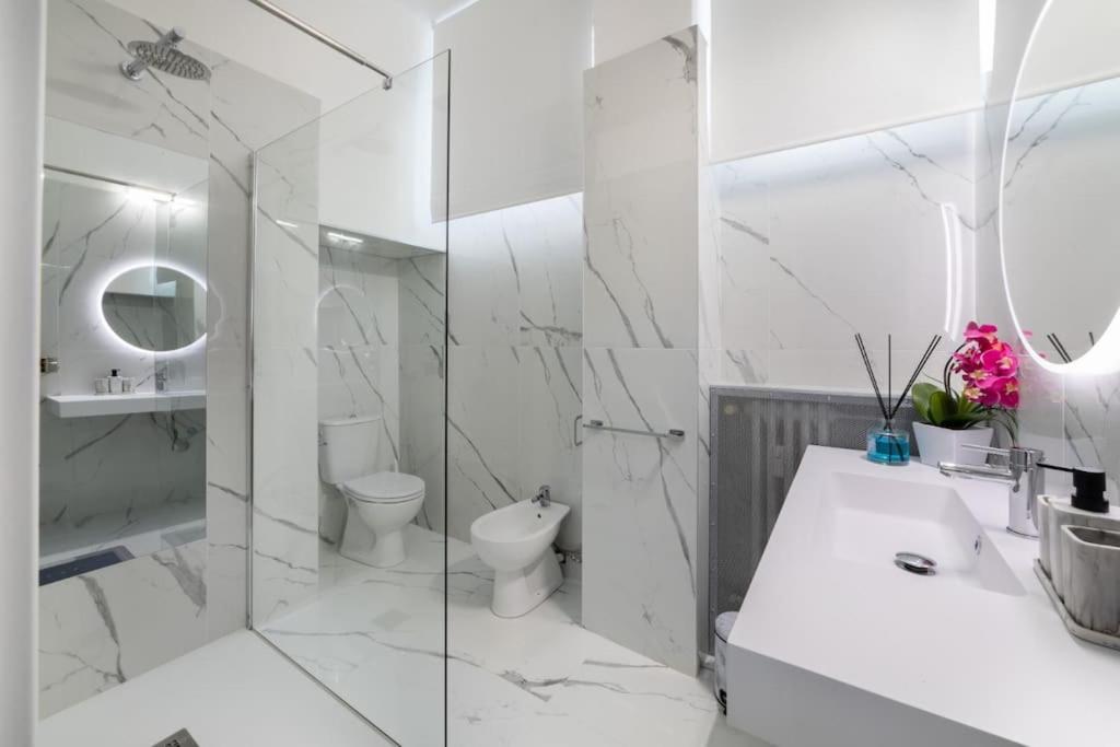 San Babila - Luxury Milanese Apartment 외부 사진