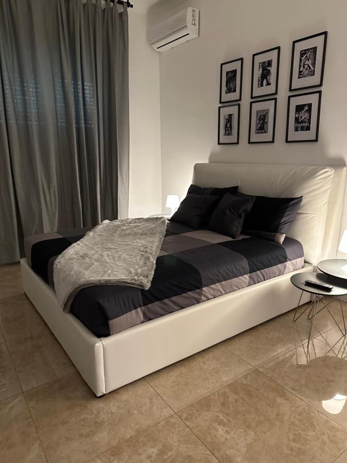 San Babila - Luxury Milanese Apartment 외부 사진